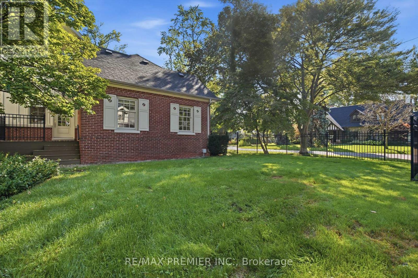 132 THE KINGSWAY - Image 41