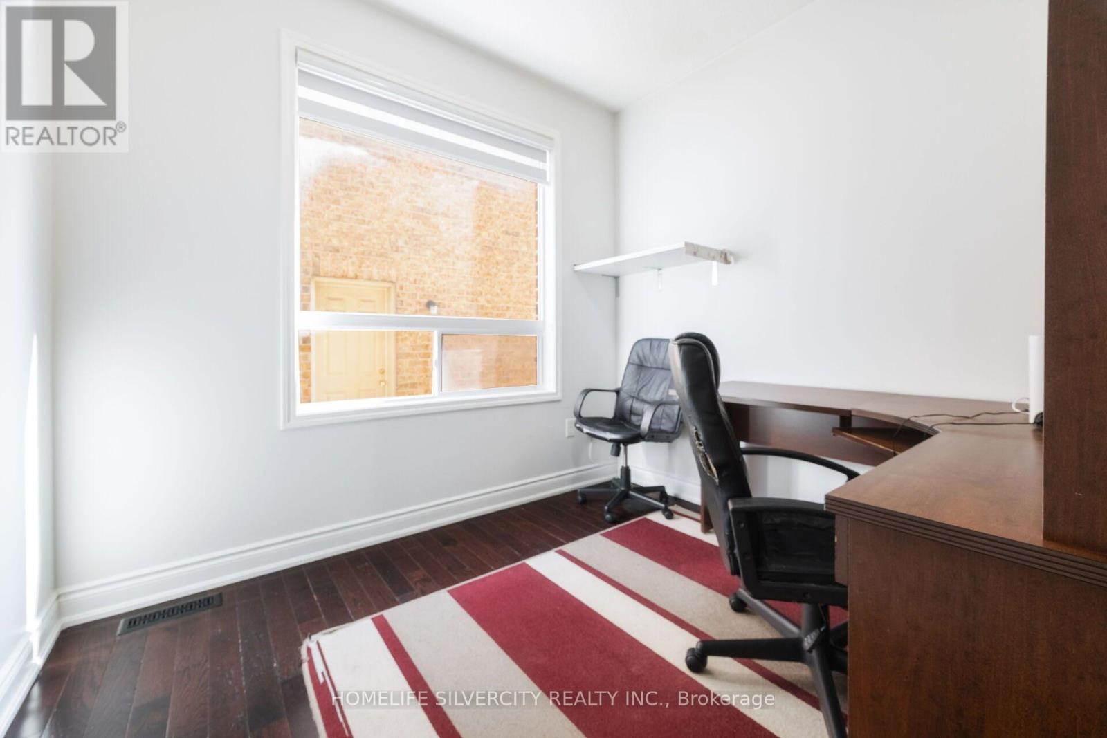 25 VAN HOOF CRESCENT - Image 25