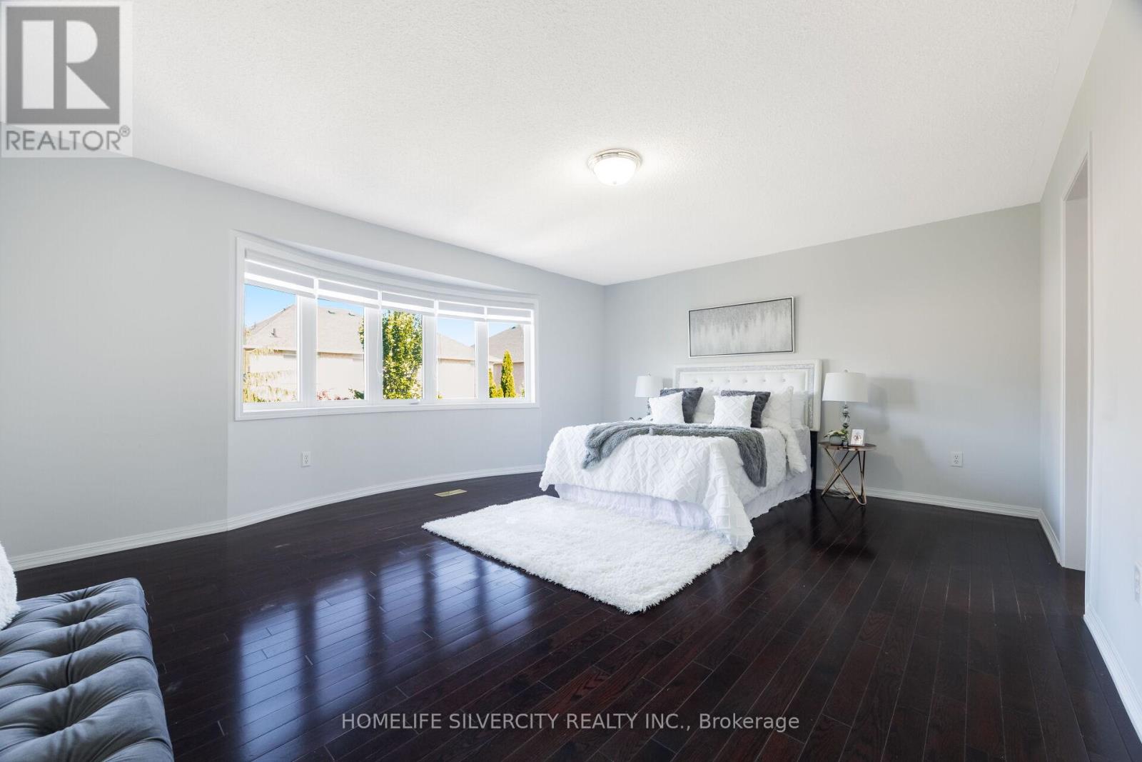 25 VAN HOOF CRESCENT - Image 28