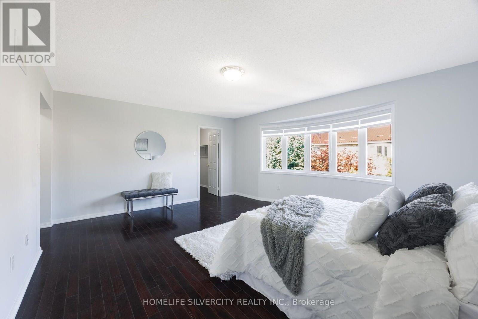 25 VAN HOOF CRESCENT - Image 29