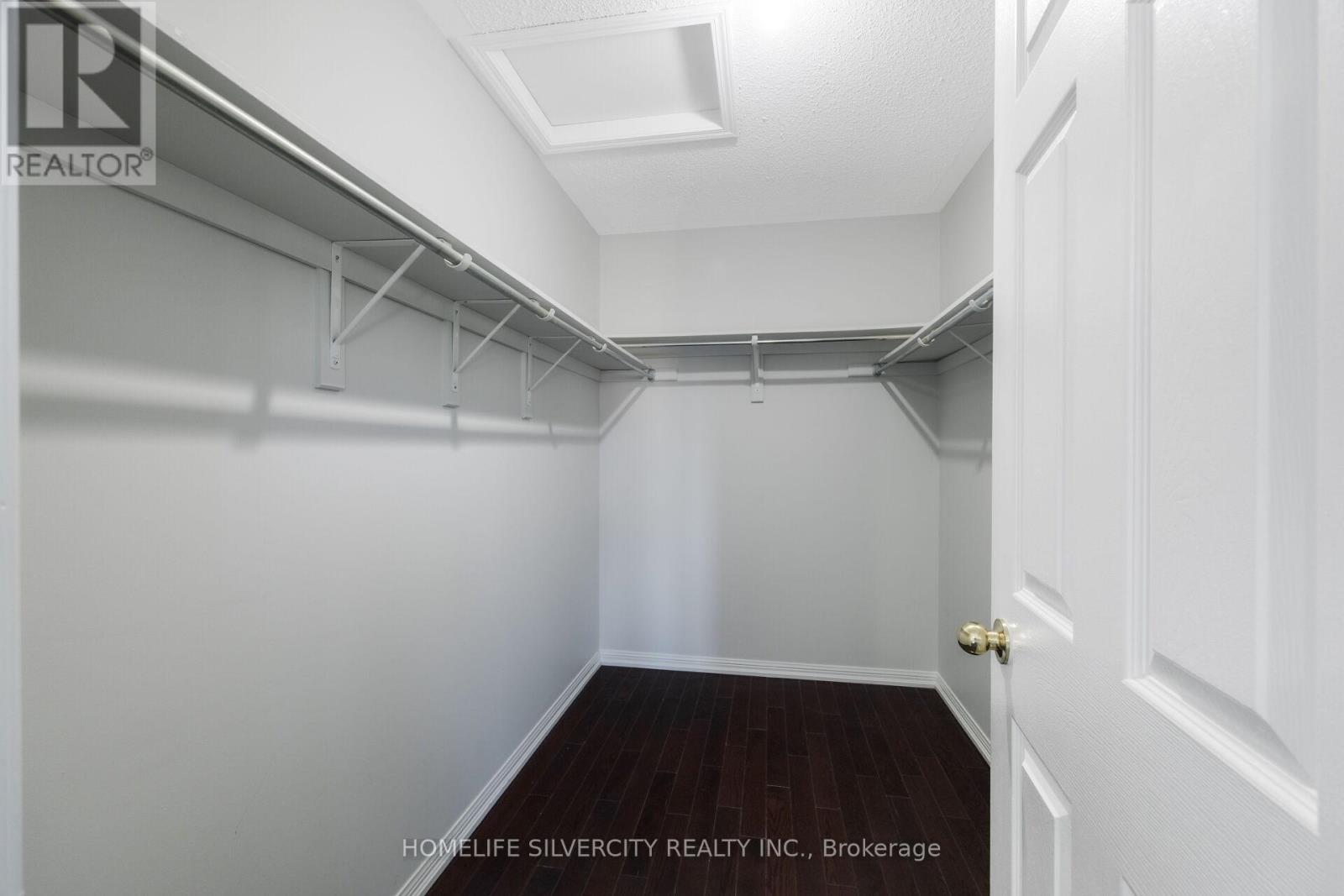 25 VAN HOOF CRESCENT - Image 31