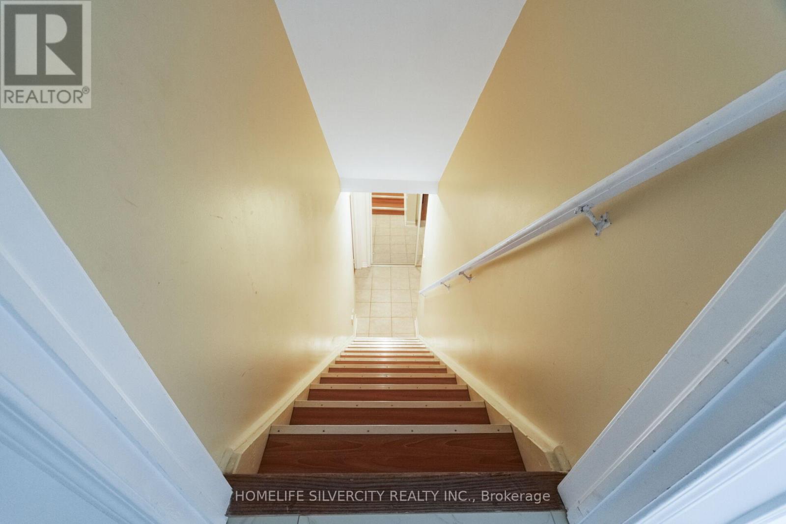 25 VAN HOOF CRESCENT - Image 45