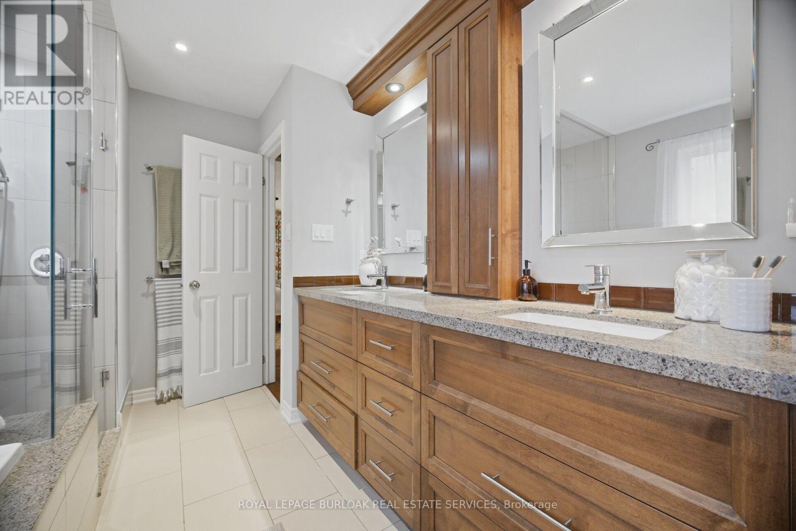 2796 TEAK CRESCENT - Image 27