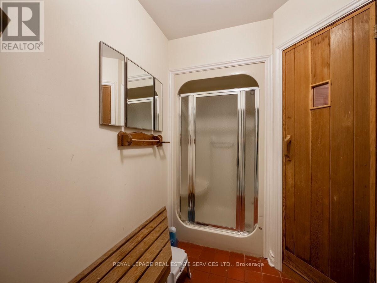 1494 ISLINGTON AVENUE - Image 26