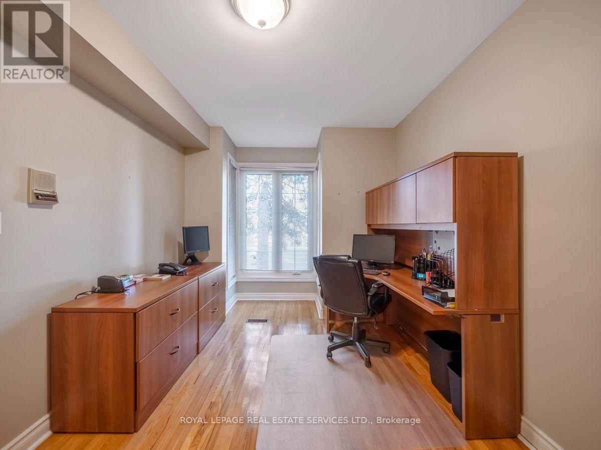 1494 ISLINGTON AVENUE - Image 28