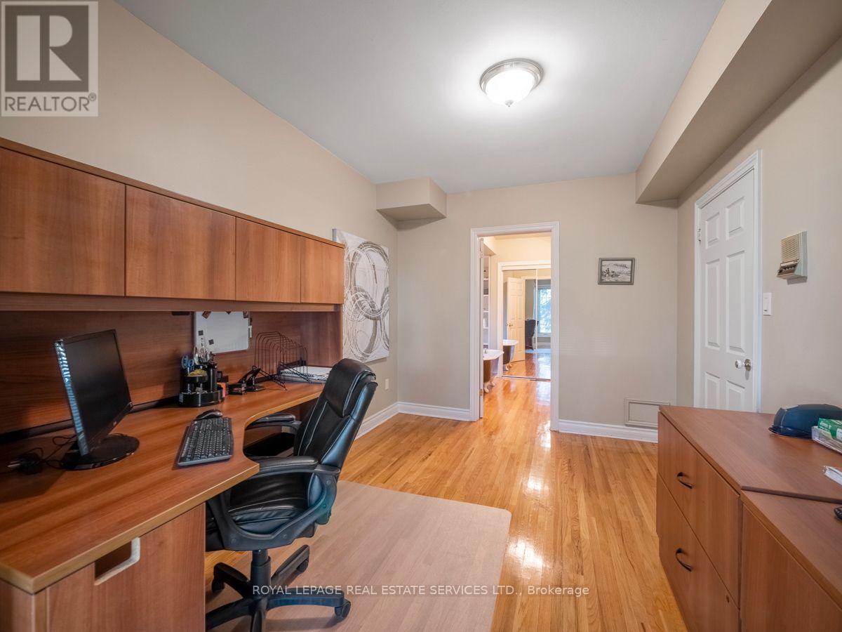 1494 ISLINGTON AVENUE - Image 29