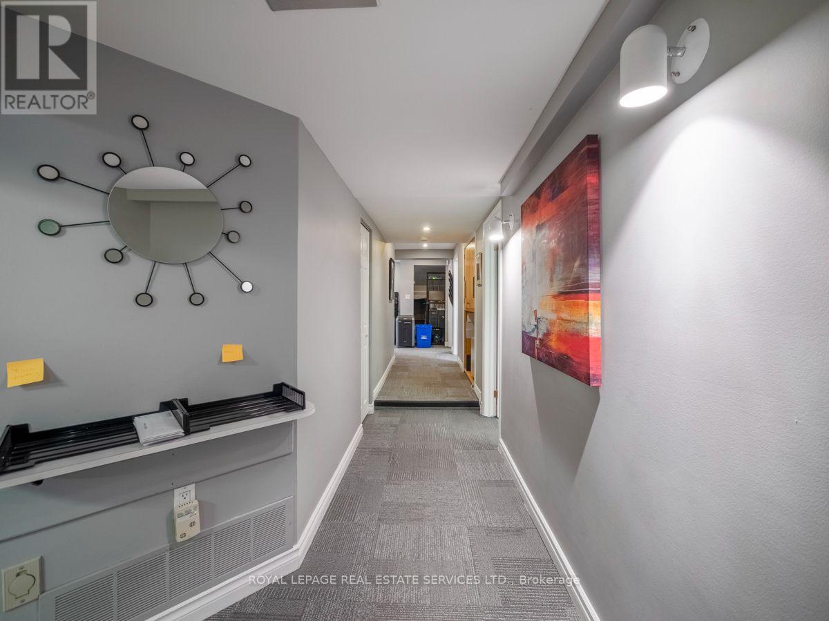 1494 ISLINGTON AVENUE - Image 37