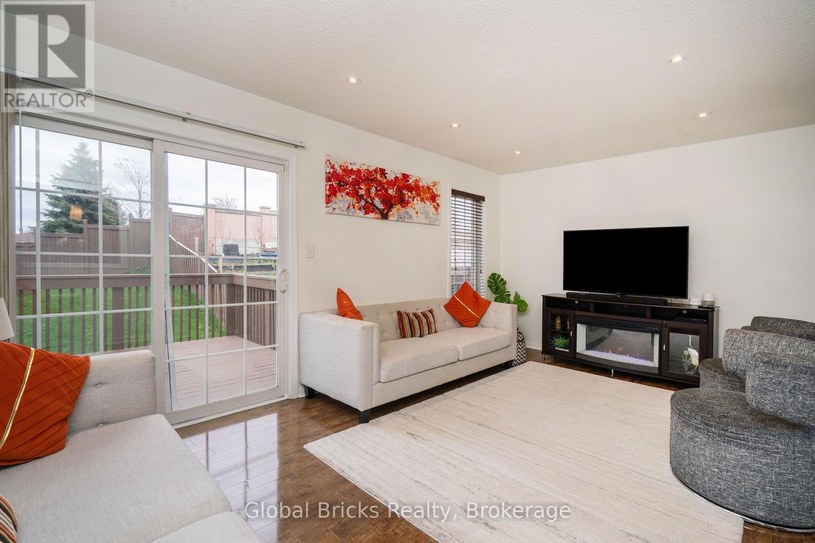 60 Dwyer Drive, Brampton, ON photo 14