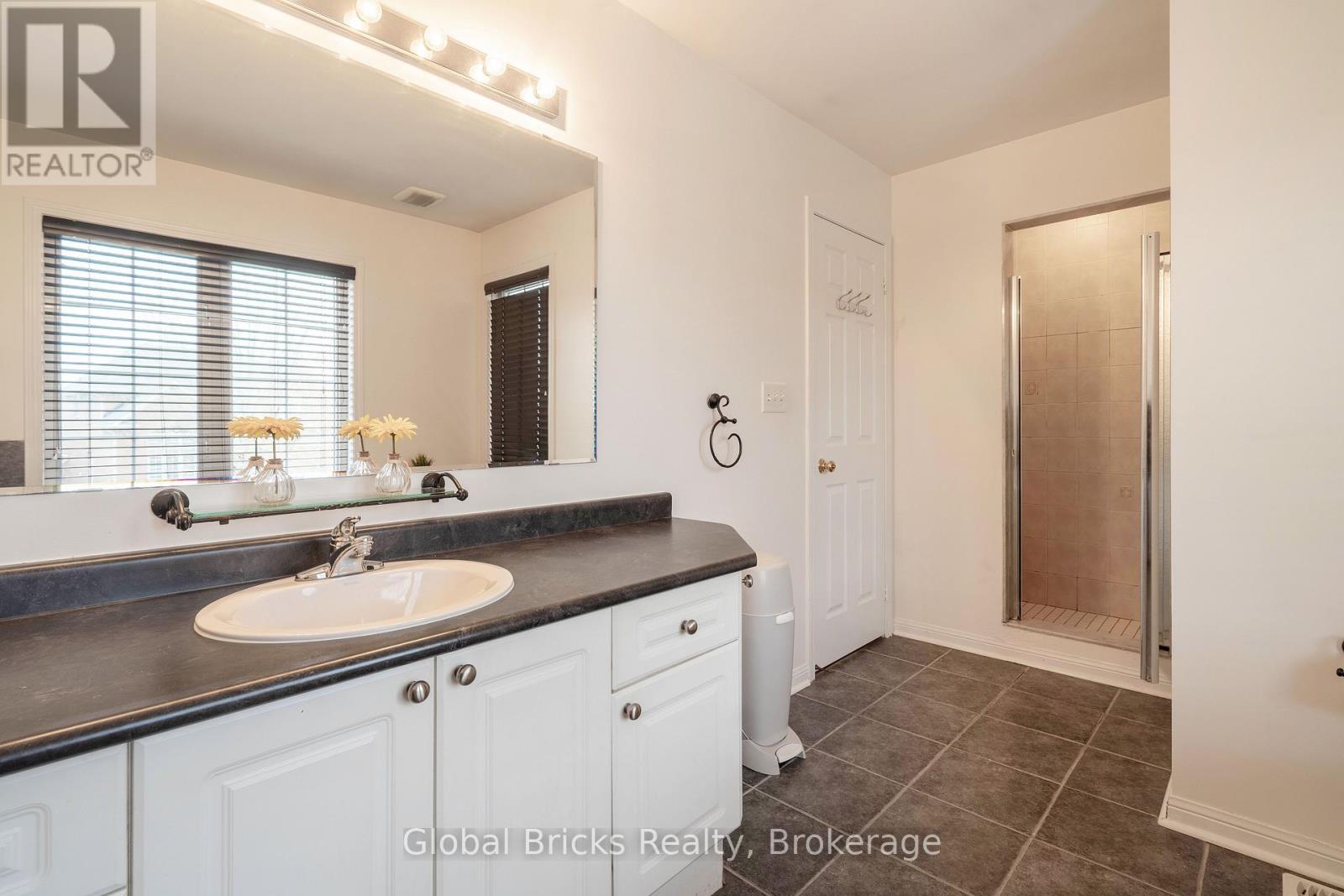 60 Dwyer Drive, Brampton, ON photo 21
