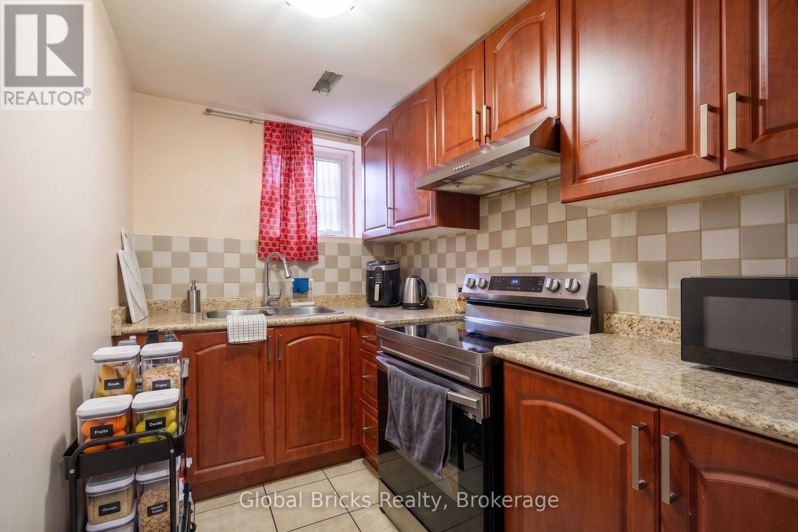 60 Dwyer Drive, Brampton, ON photo 33