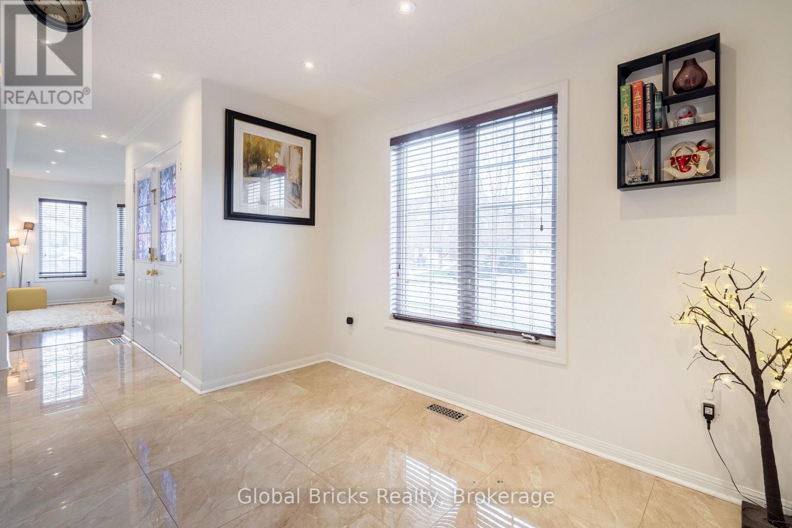 60 Dwyer Drive, Brampton, ON photo 6