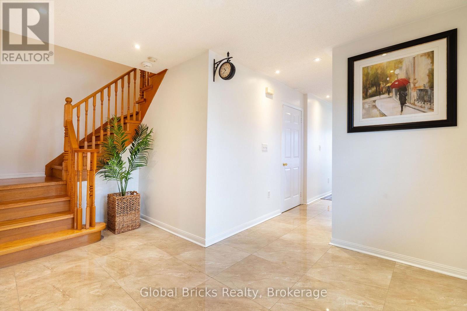 60 Dwyer Drive, Brampton, ON photo 7