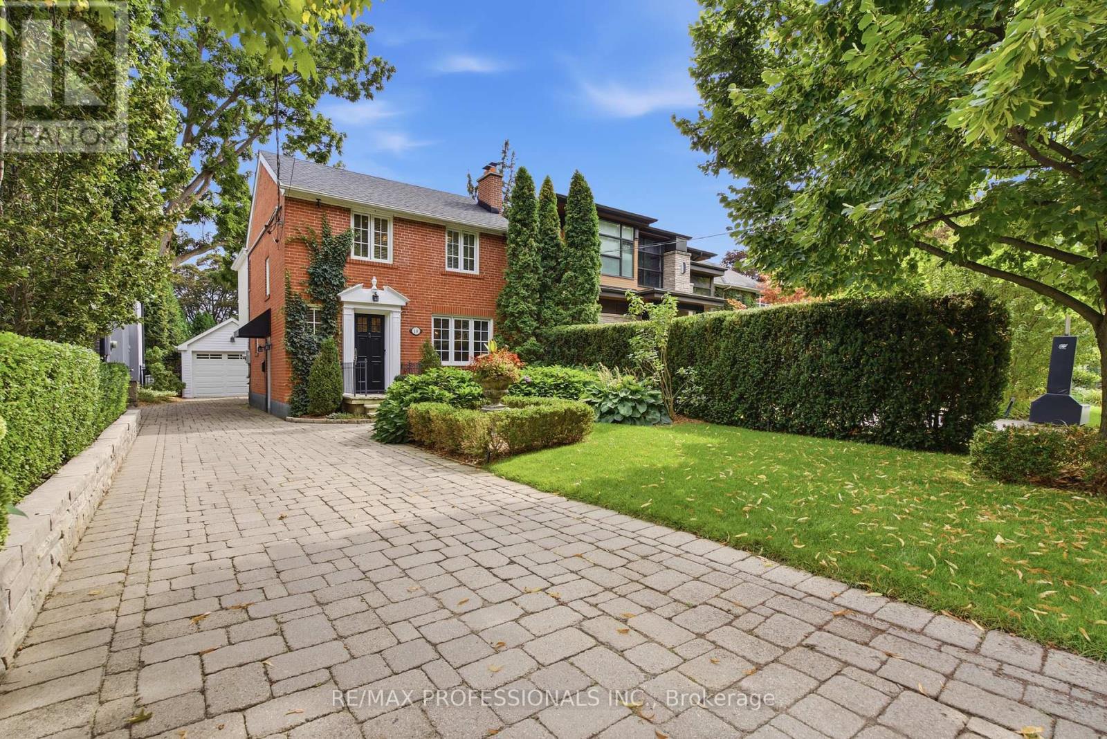 Photo of 19 Langmuir Crescent