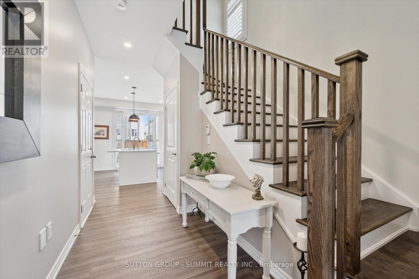 67 HARPIN WAY W, Centre Wellington (Fergus) — photo 5