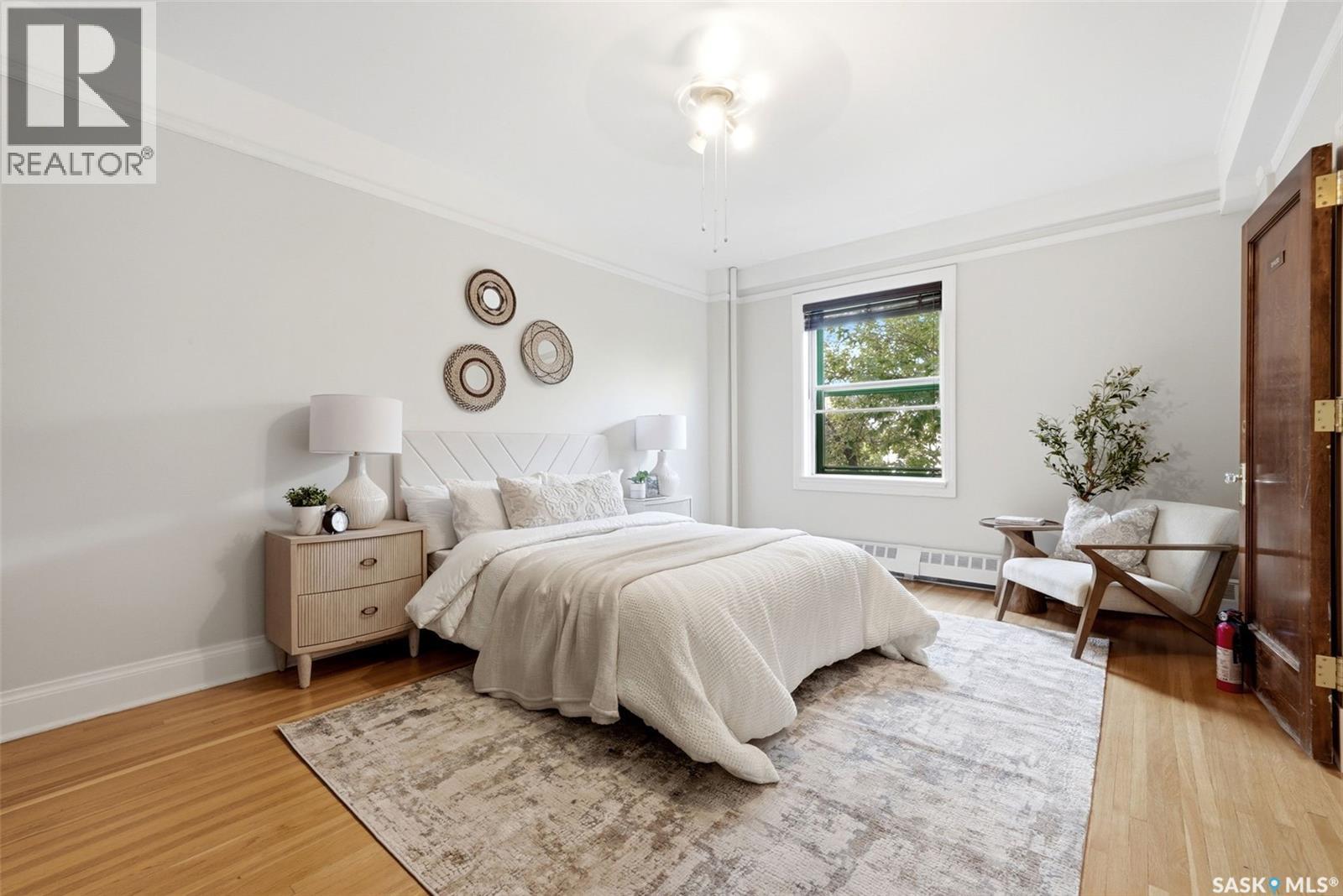 #204/206 2305 Victoria AVENUE - 11
