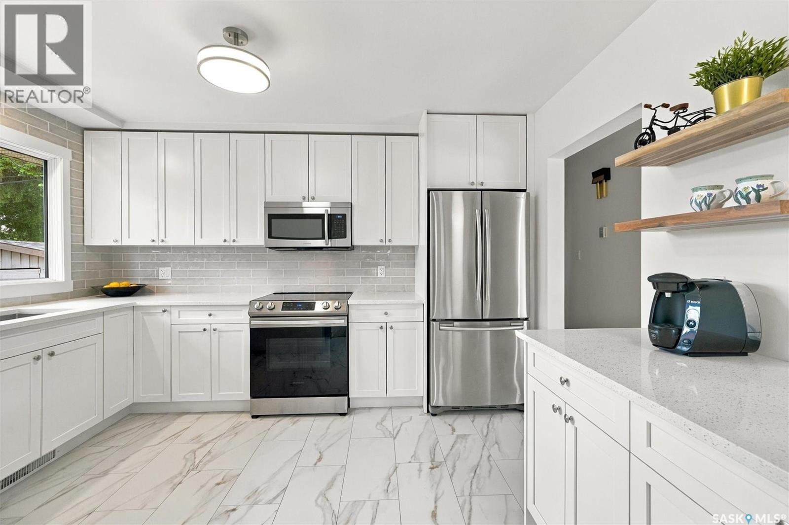 2810 Calder AVENUE - 13