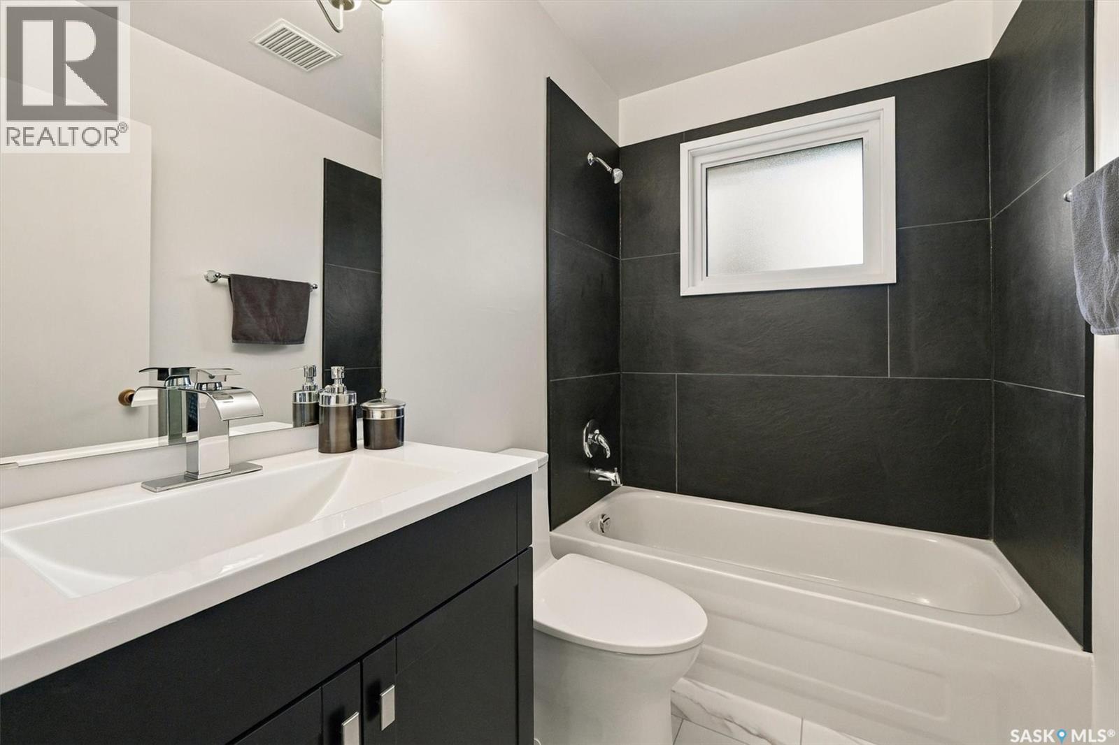2810 Calder AVENUE, Saskatoon — photo 23