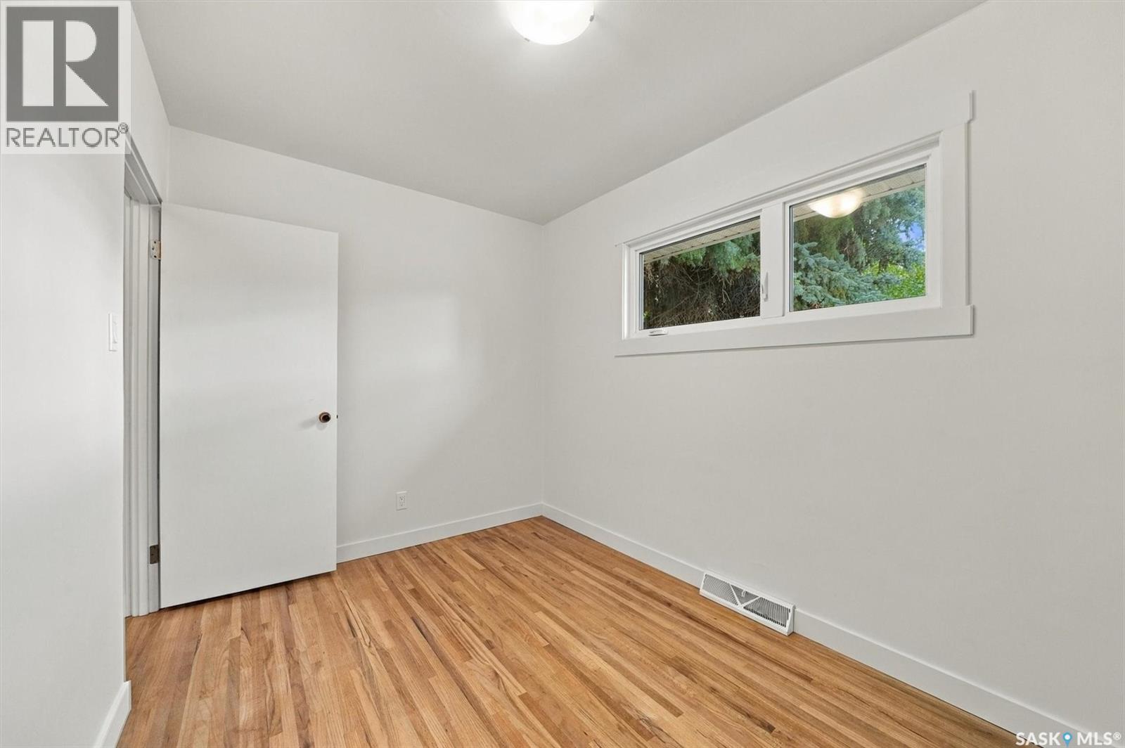2810 Calder AVENUE, Saskatoon — photo 30