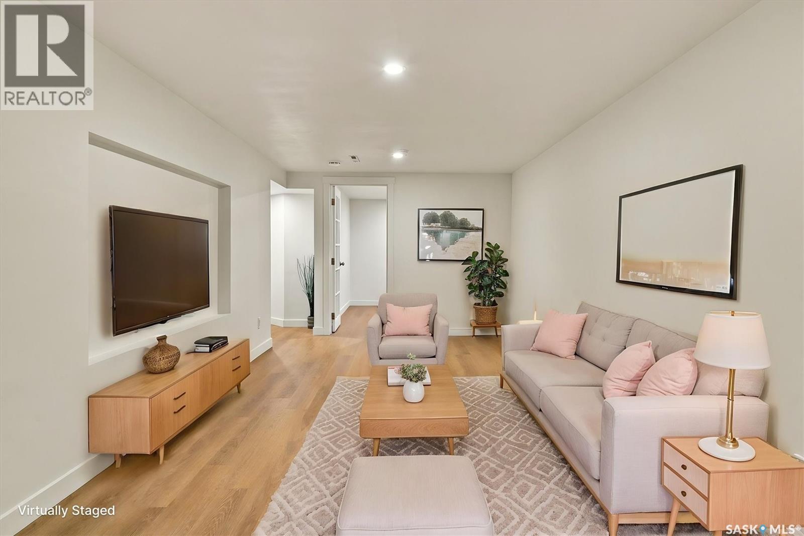 2810 Calder AVENUE - 34