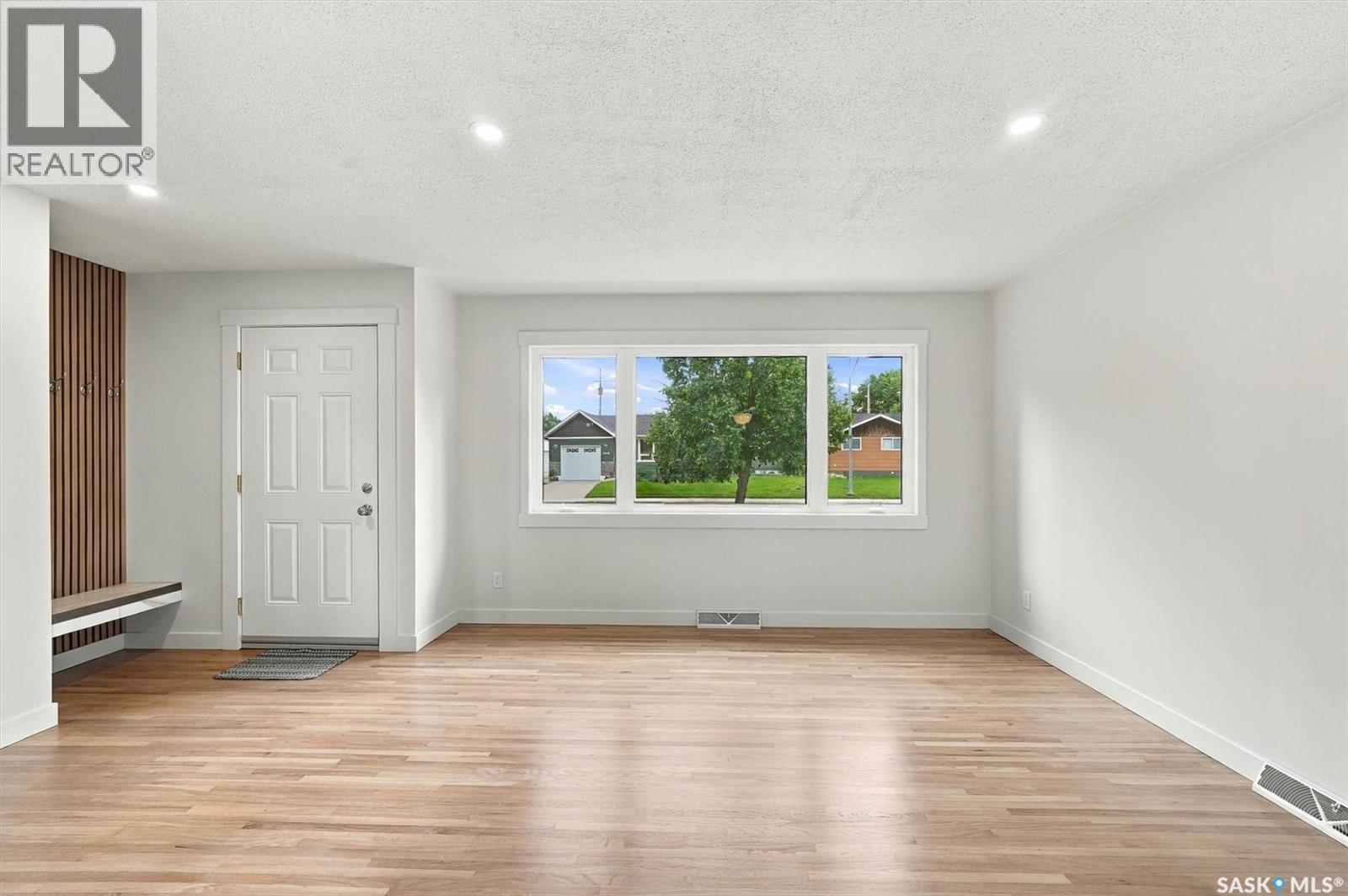 2810 Calder AVENUE, Saskatoon — photo 4