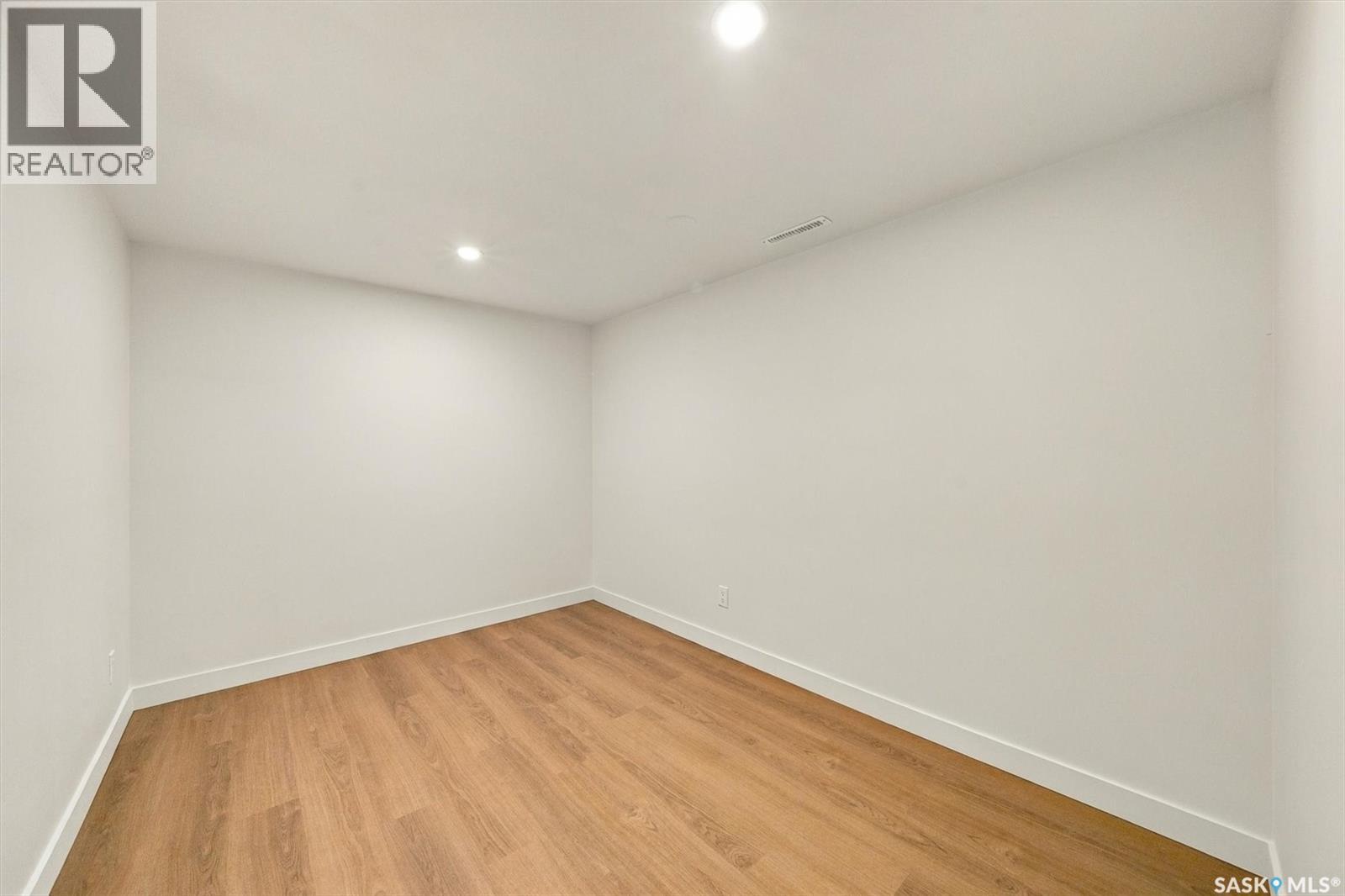 2810 Calder AVENUE - 41