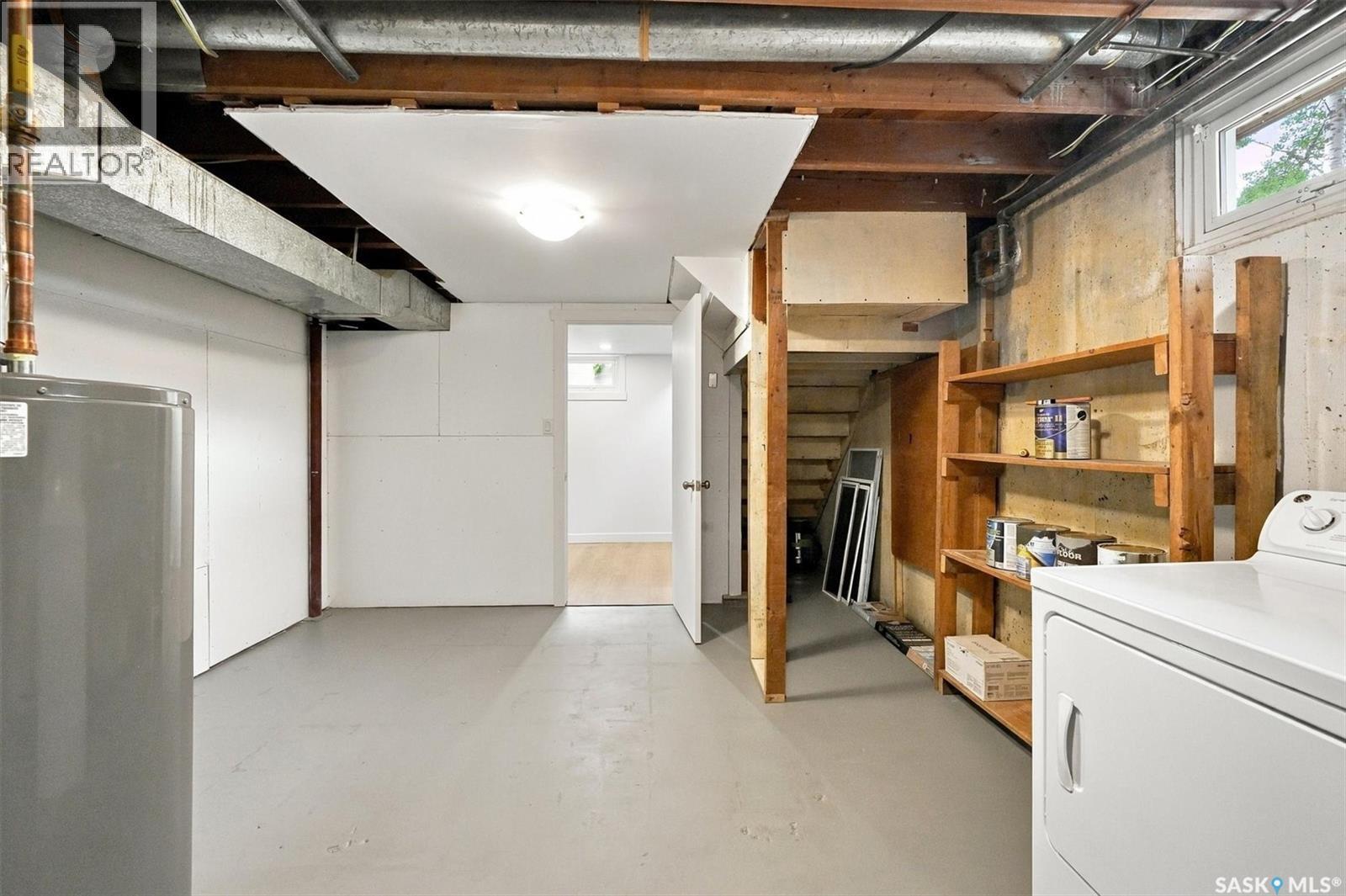 2810 Calder AVENUE - Image 45
