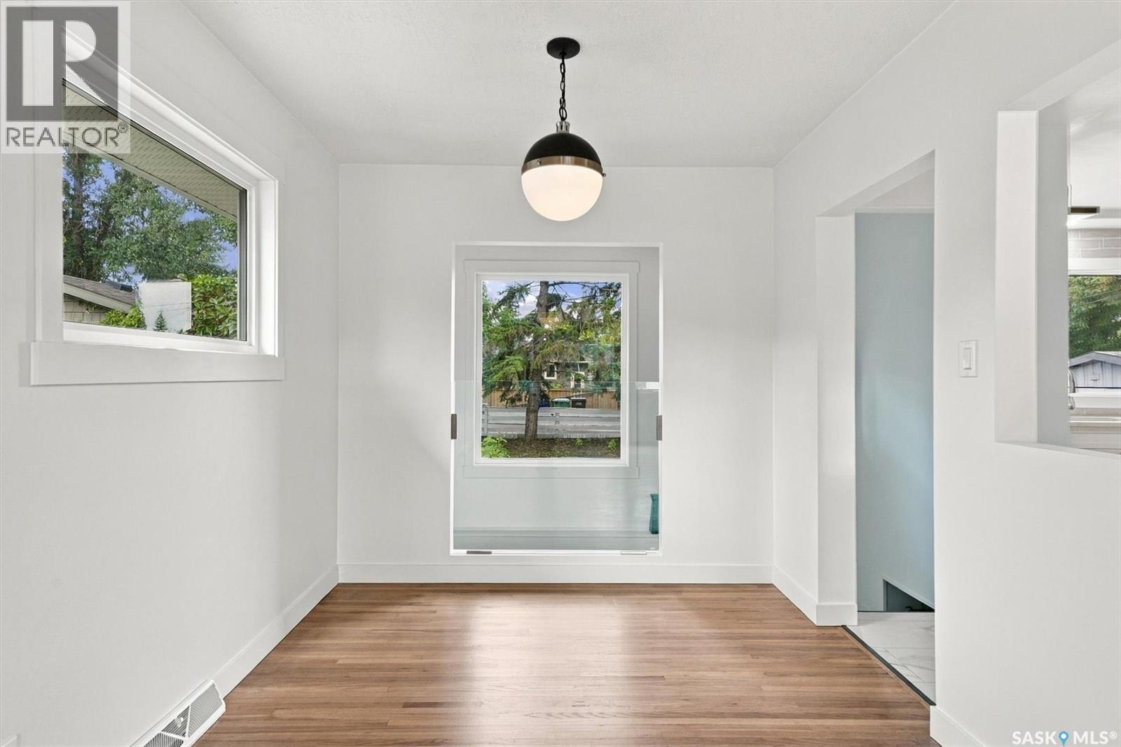 2810 Calder AVENUE - 8
