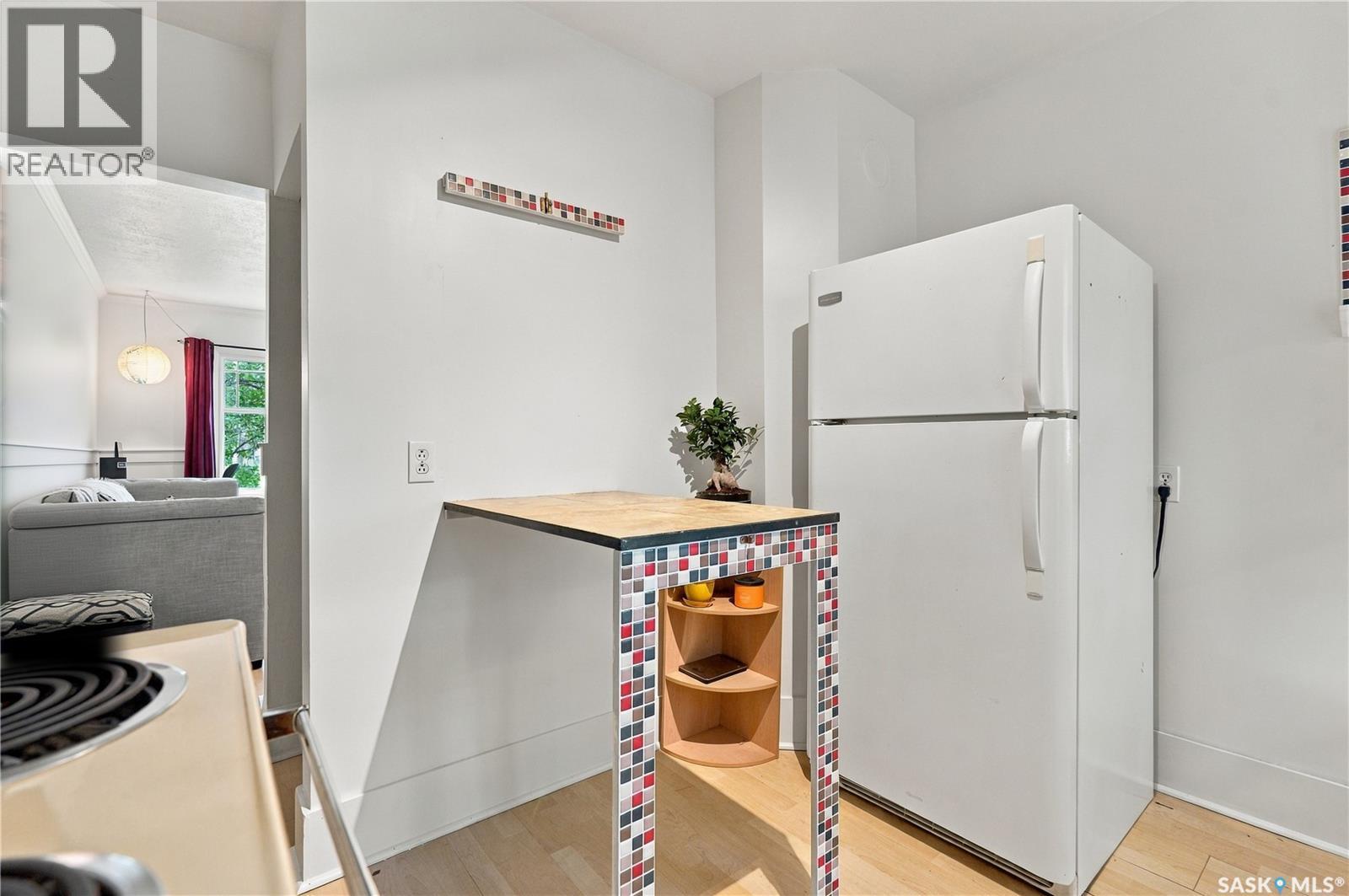 402 TAYLOR STREET - 17