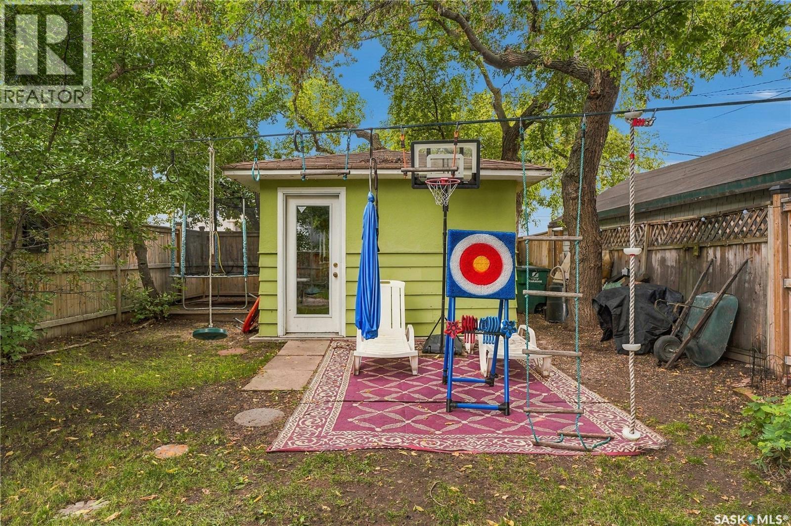402 TAYLOR STREET - 32