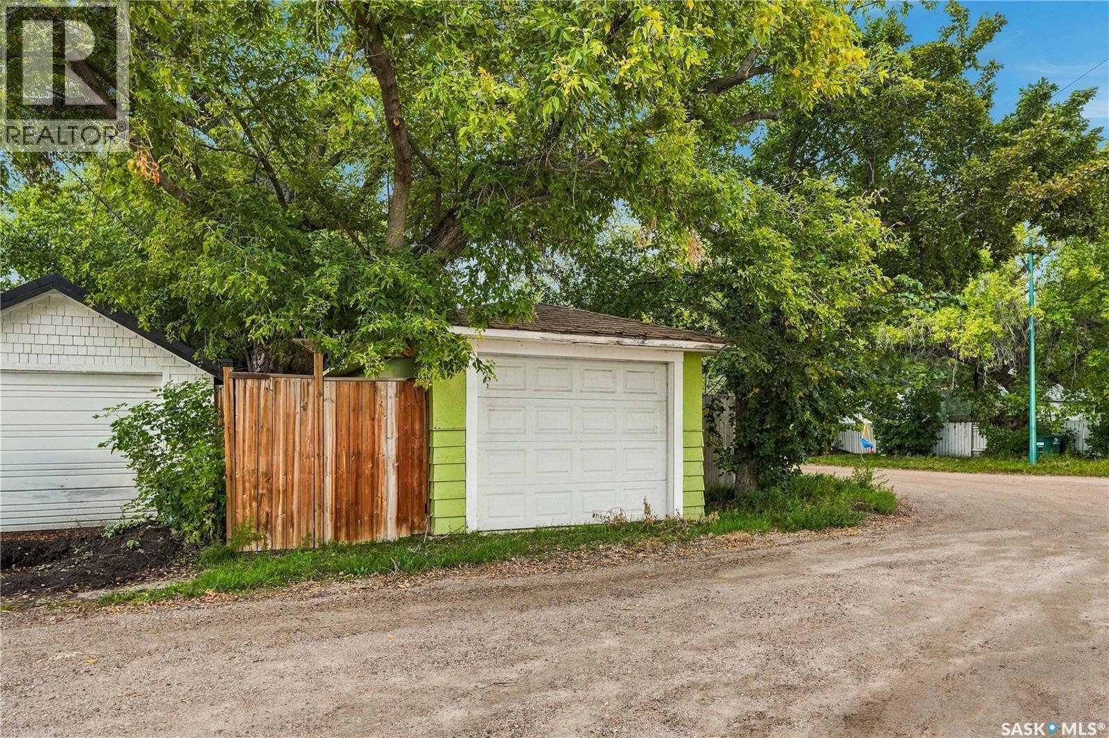 402 TAYLOR STREET - 39