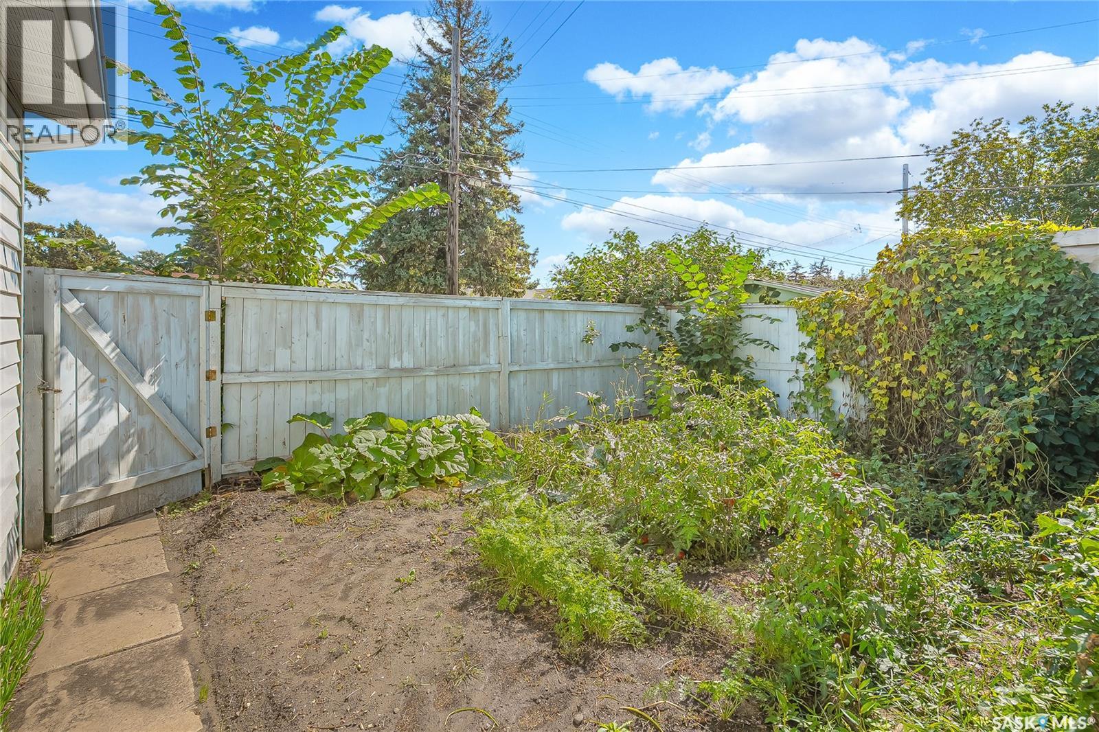 1909 Park AVENUE - Image 41