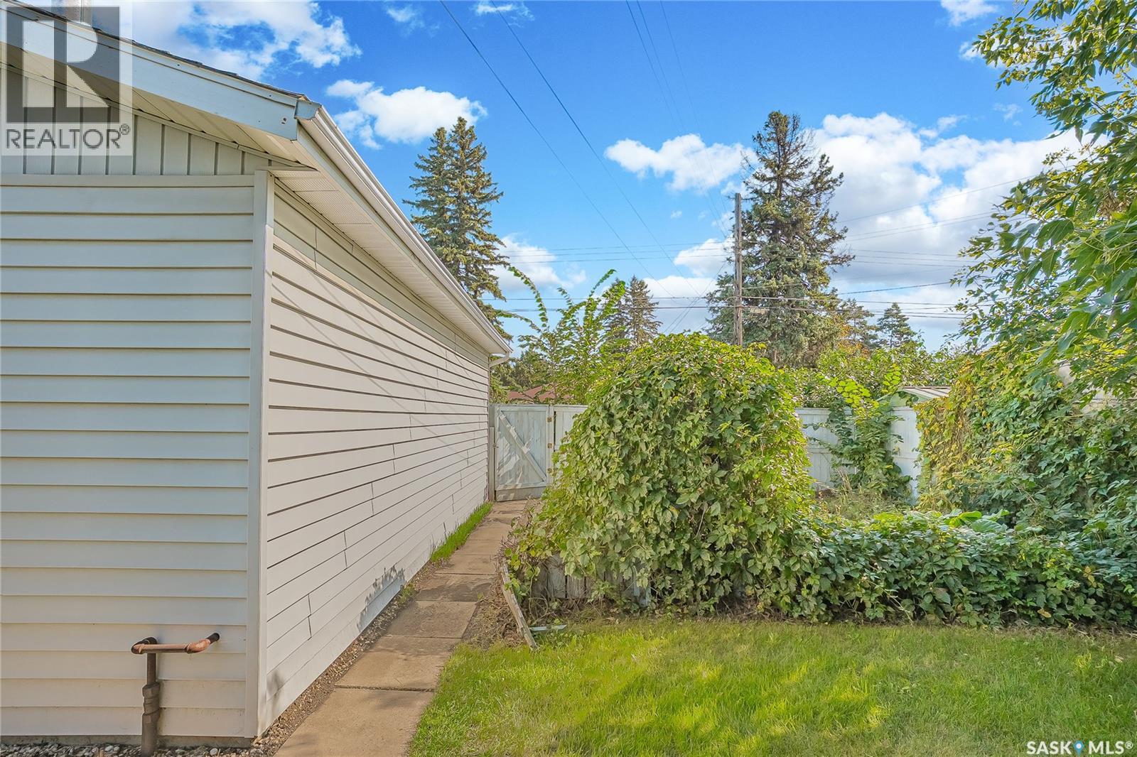 1909 Park AVENUE - Image 43