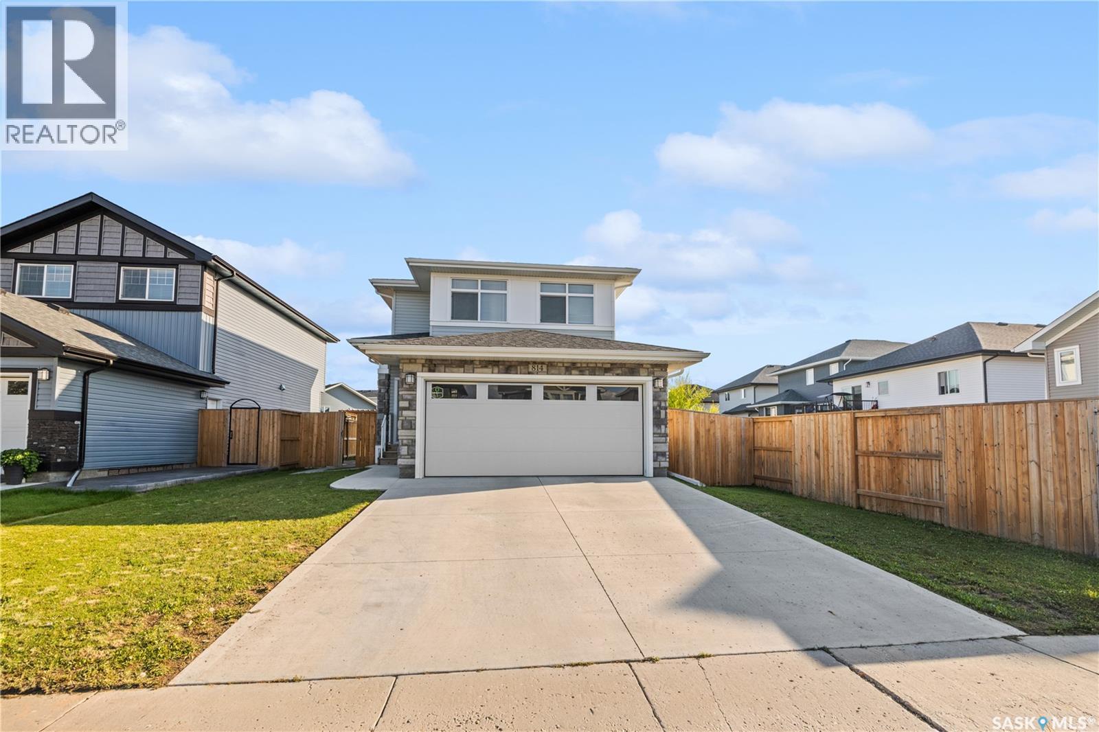 814 LaBine CRESCENT, Saskatoon — photo 2