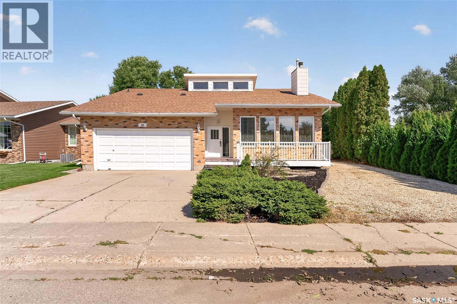 65 Edelweiss CRESCENT - 1