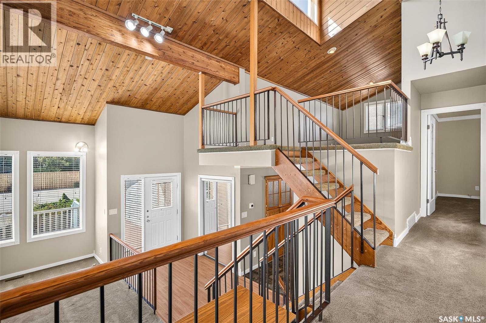 65 Edelweiss CRESCENT - 13