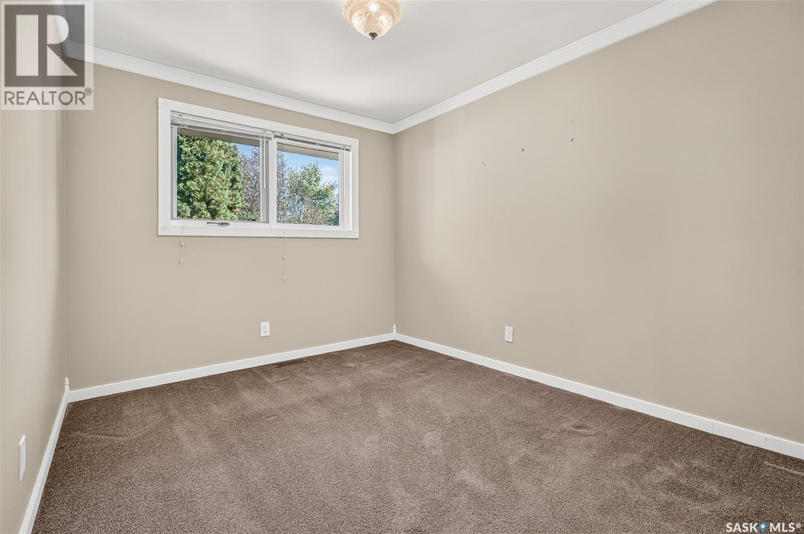 65 Edelweiss CRESCENT - 23