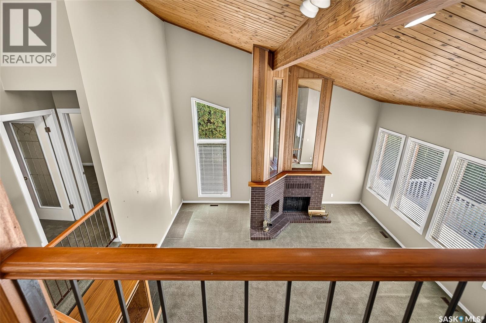65 Edelweiss CRESCENT - 26