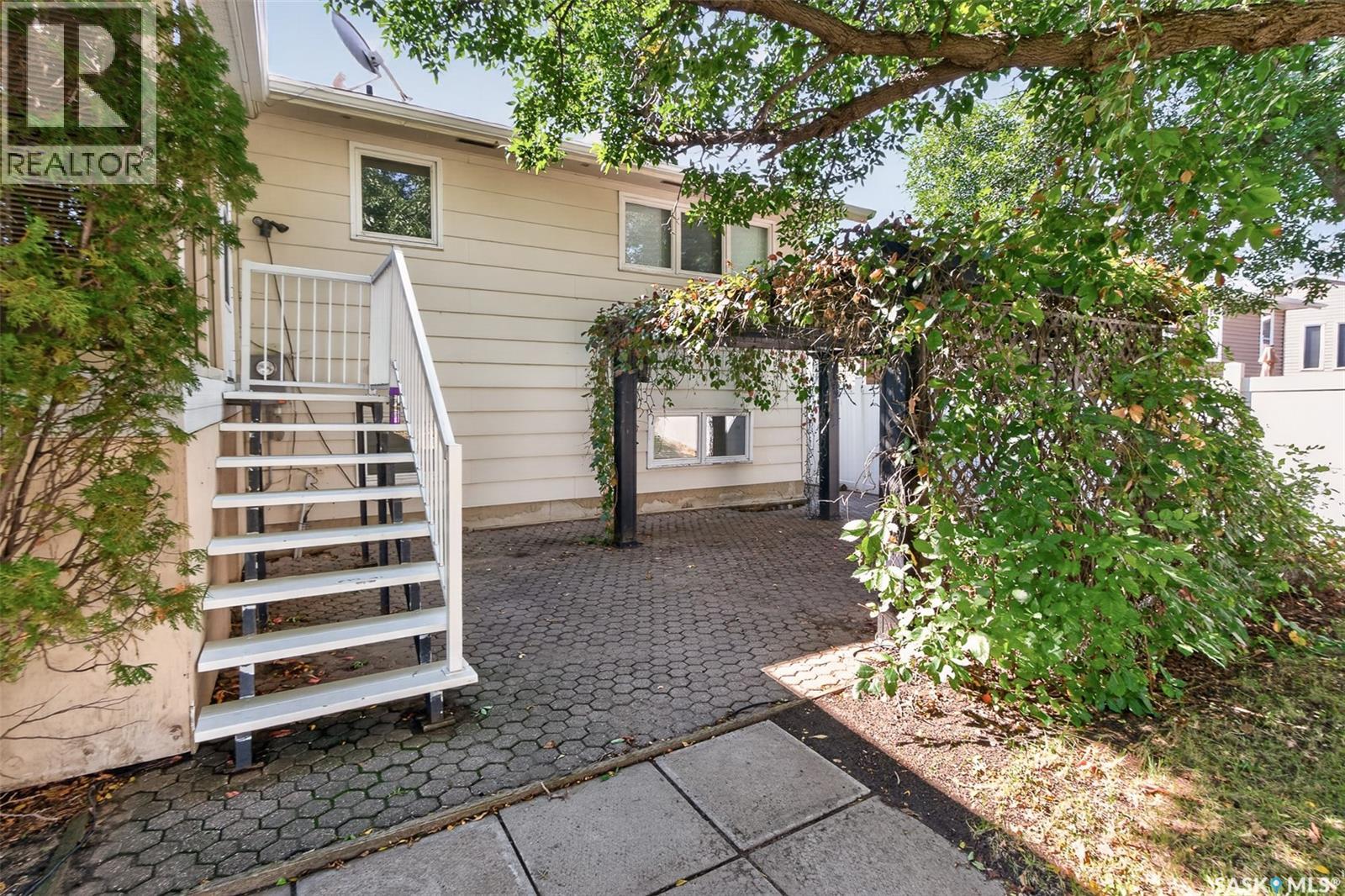 65 Edelweiss CRESCENT - Image 44