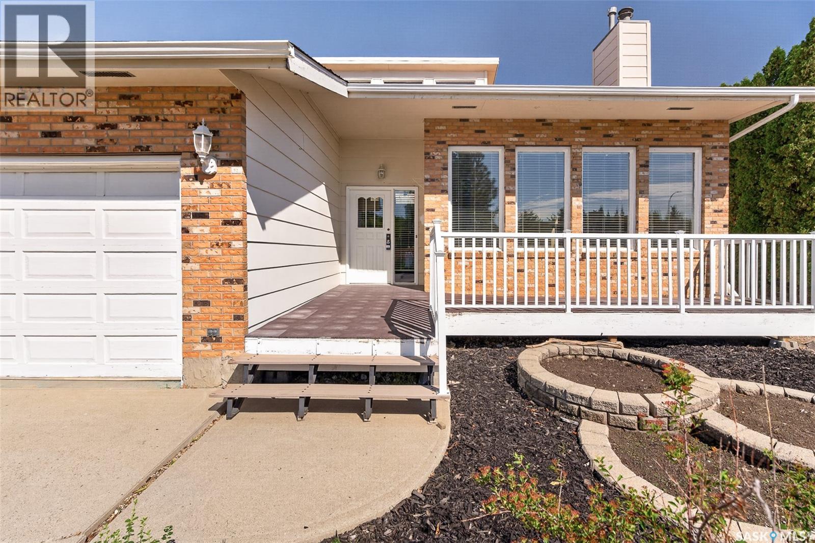 65 Edelweiss CRESCENT - 46