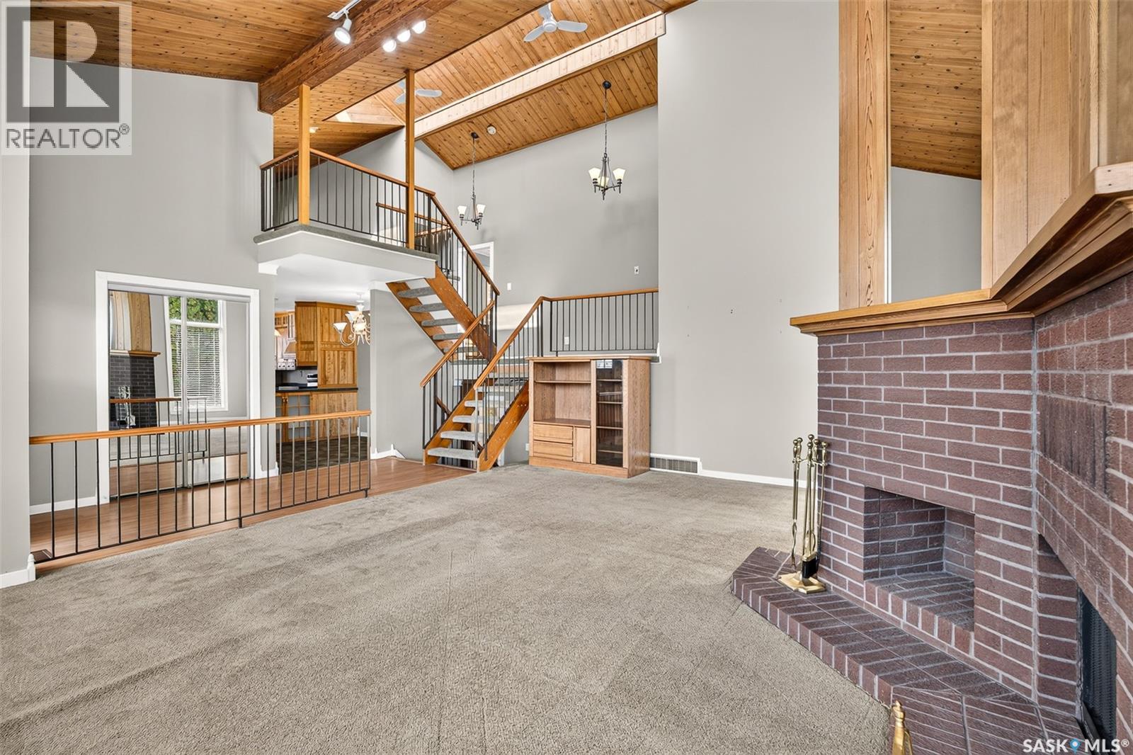 65 Edelweiss CRESCENT, Moose Jaw — photo 5