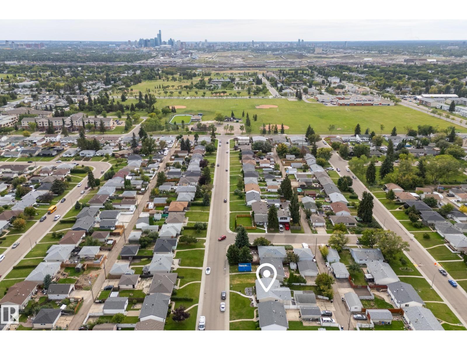 13512 111 ST NW - 44