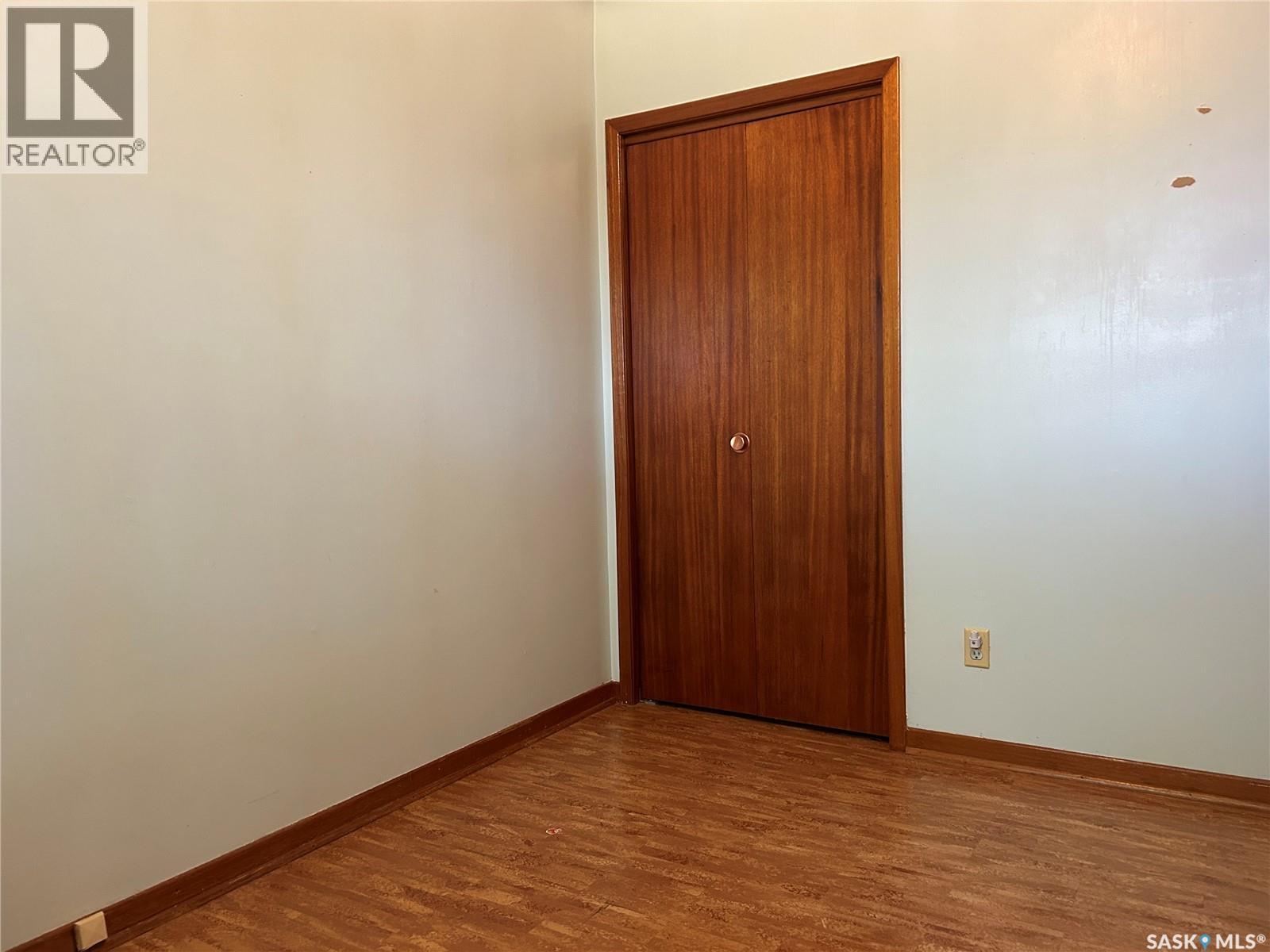 1716 McCormick CRESCENT - 10