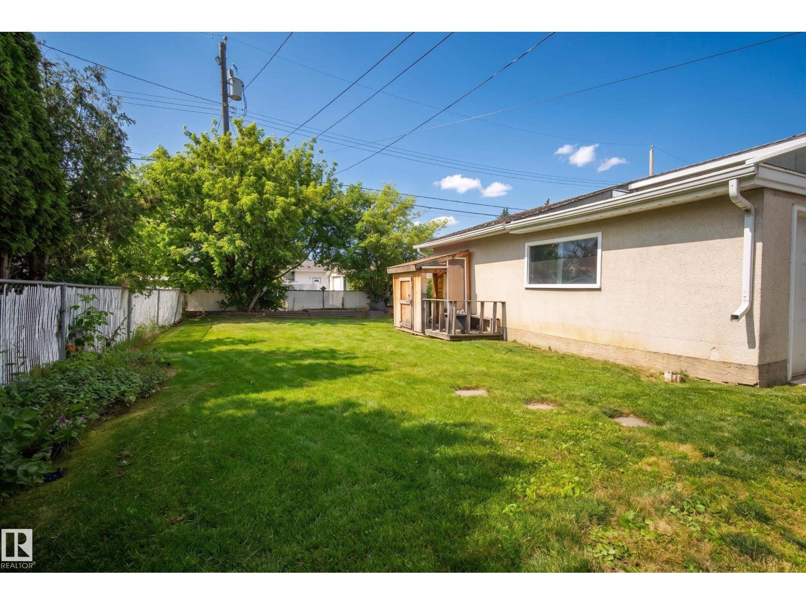 13512 111 ST NW - 34