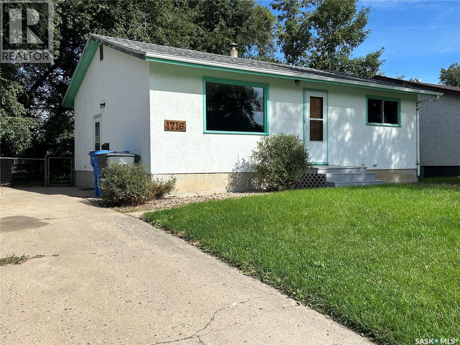 1716 McCormick CRESCENT - 26