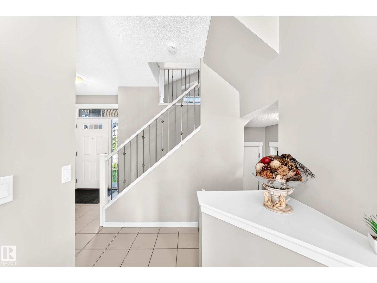 5633 175A AV NW - 4
