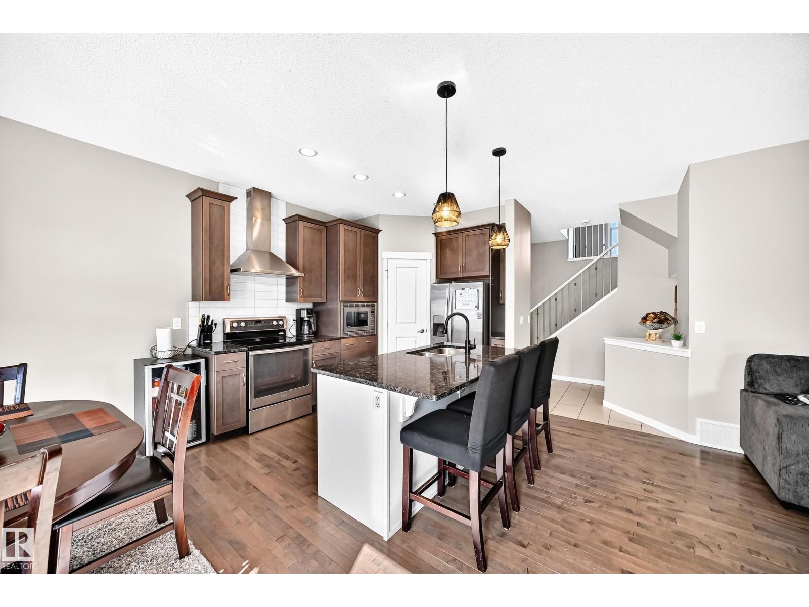 5633 175A AV NW - 6