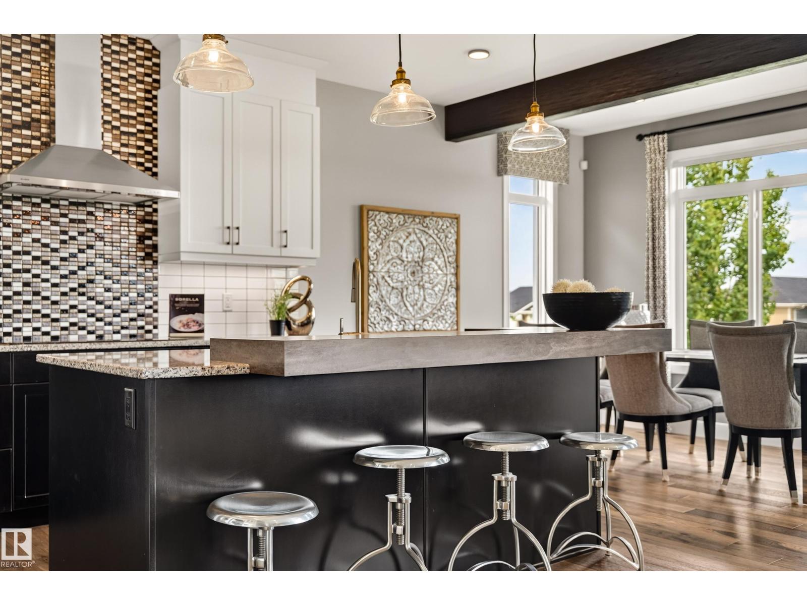 15 ALTADENA PT NW - 17