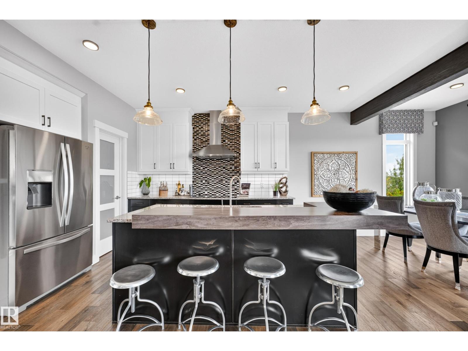 15 ALTADENA PT NW - 18