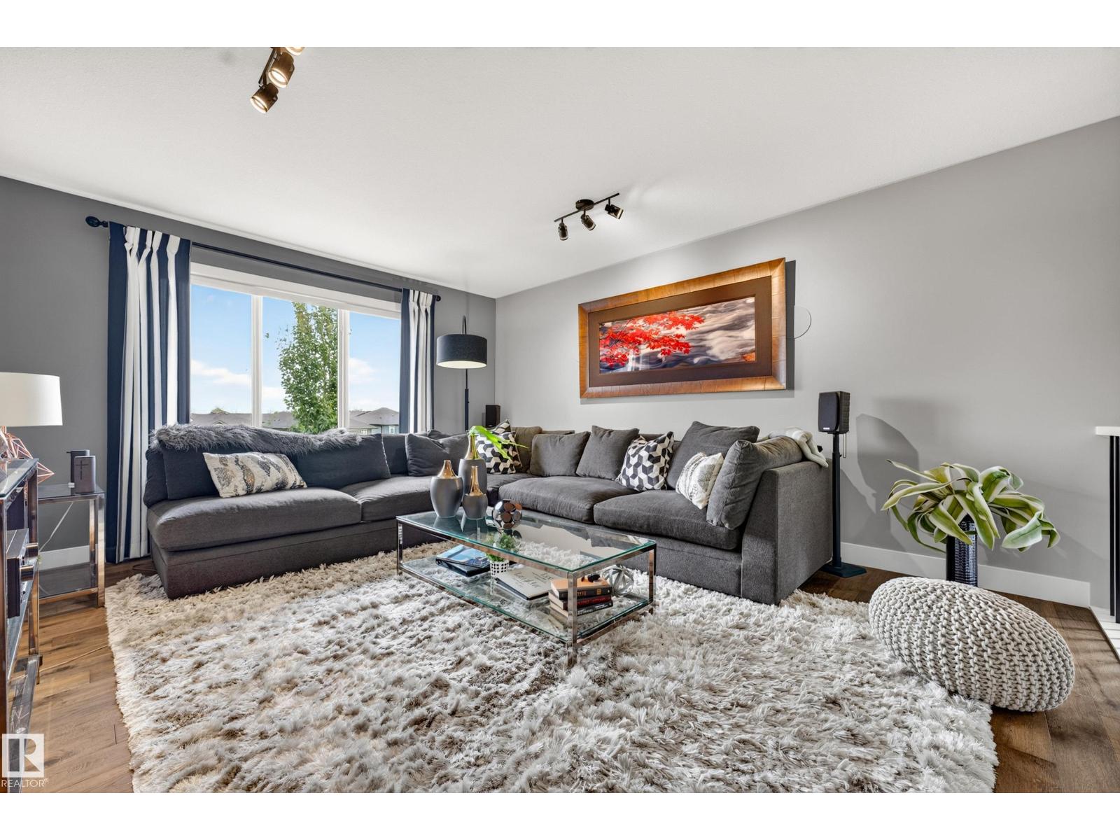 15 ALTADENA PT NW - 33