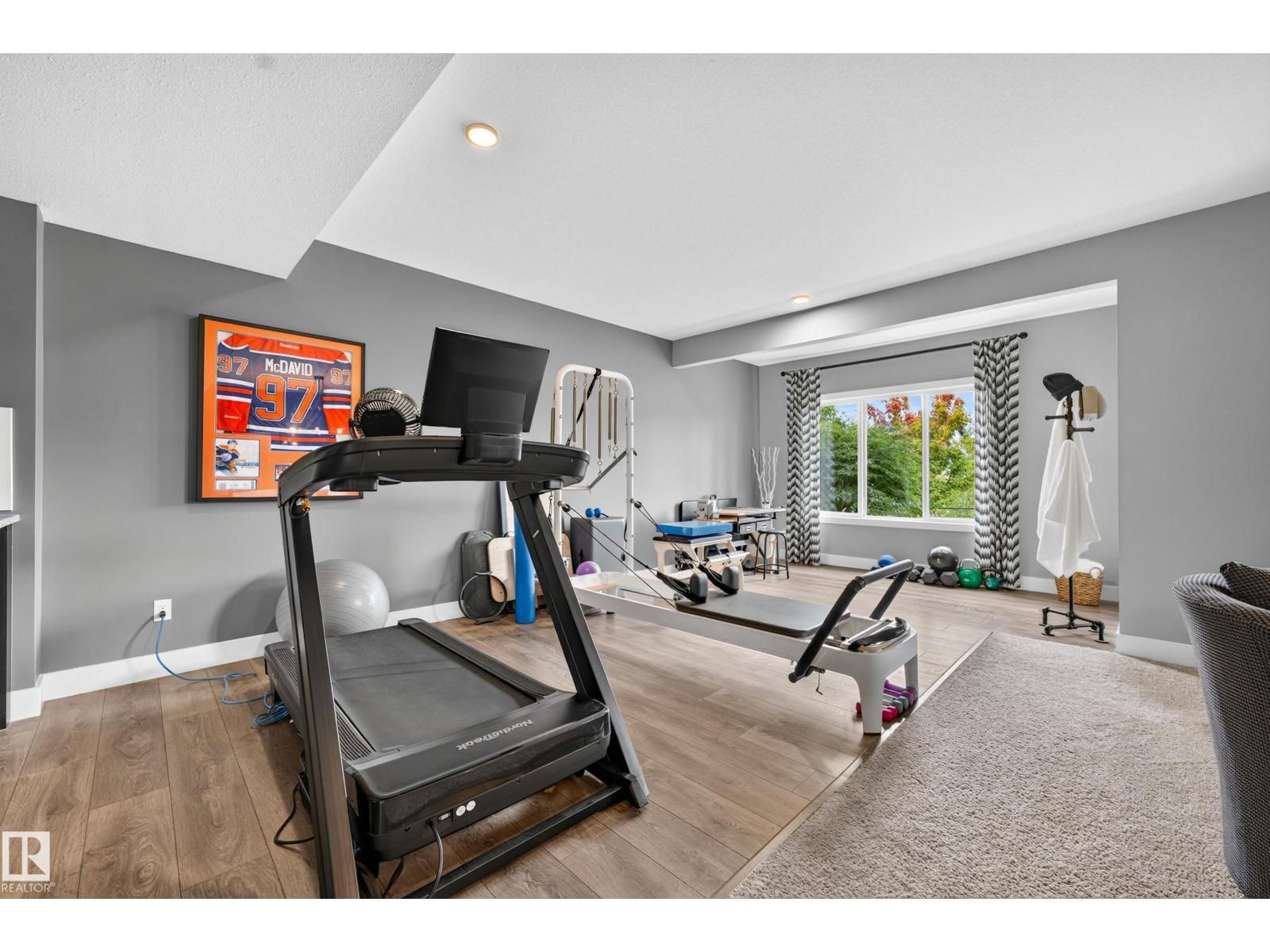 15 ALTADENA PT NW - 53